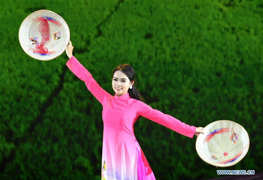 CHINA-CHUXIONG-ETHNIC CLOTHING FESTIVAL (CN)