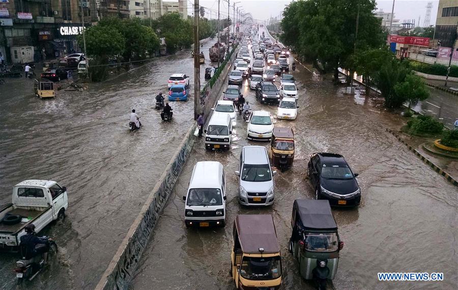 PAKISTAN-KARACHI-RAIN