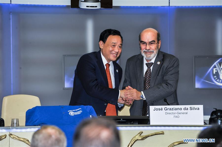 ITALY-ROME-FAO CHIEF-HANDOVER-QU DONGYU-JOSE GRAZIANO DA SILVA