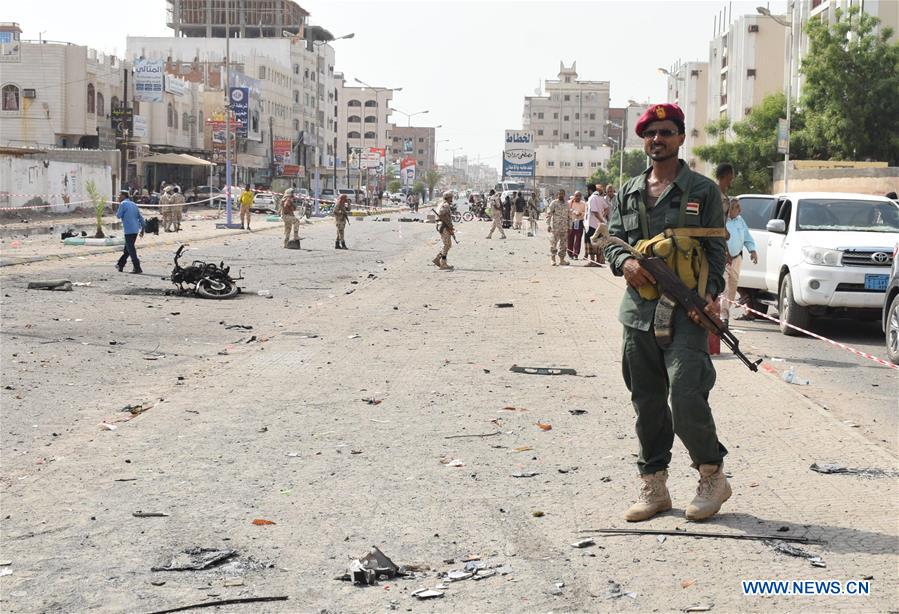 YEMEN-ADEN-CAR BOMBING-POLICE STATION