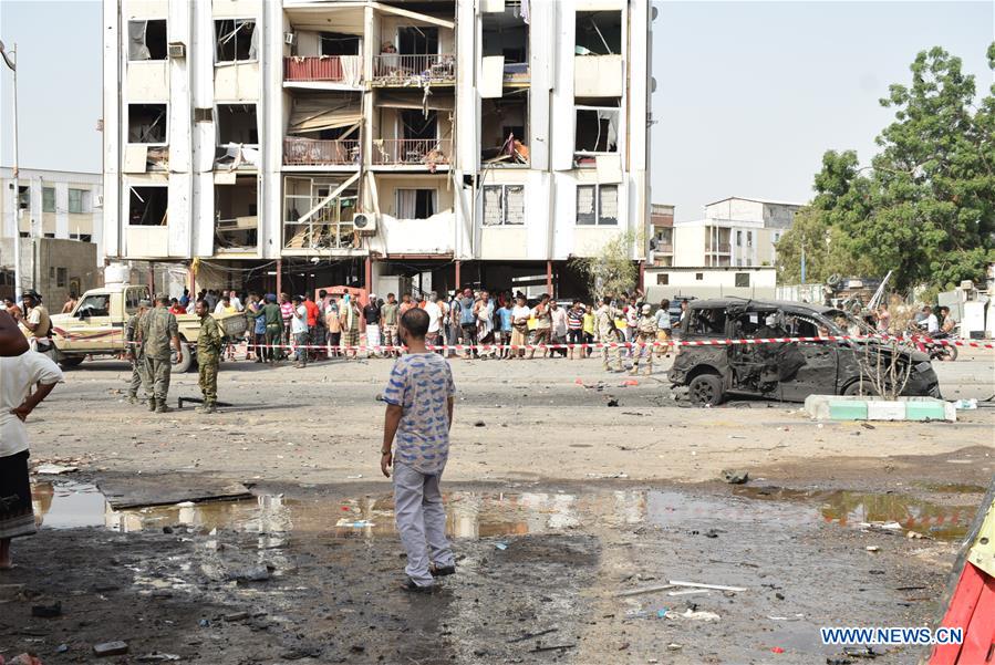 YEMEN-ADEN-CAR BOMBING-POLICE STATION