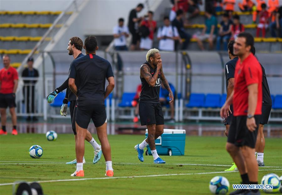 (SP)CHINA-SHENZHEN-FOOTBALL-CHAMPIONS TROPHY-PSG-TRAINING(CN)