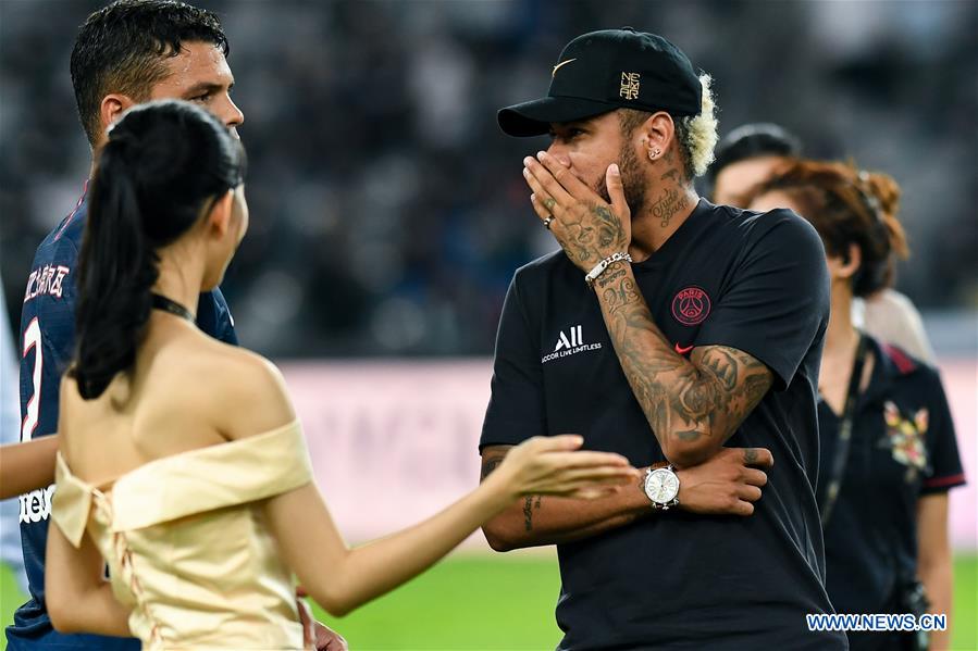 (SP)CHINA-SHENZHEN-FOOTBALL-CHAMPIONS TROPHY-PSG-RENNES(CN)