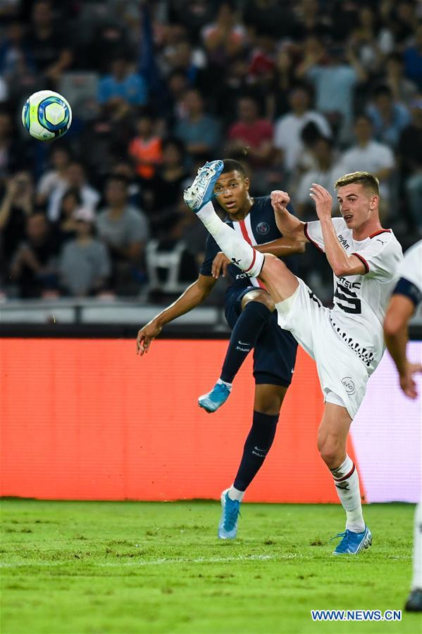 (SP)CHINA-SHENZHEN-FOOTBALL-CHAMPIONS TROPHY-PSG-RENNES(CN)