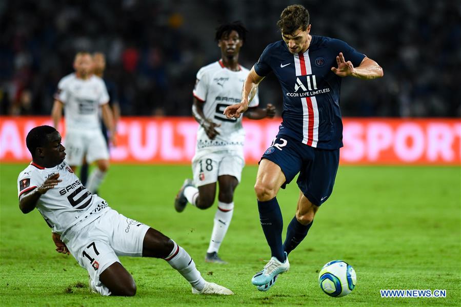 (SP)CHINA-SHENZHEN-FOOTBALL-CHAMPIONS TROPHY-PSG-RENNES(CN)