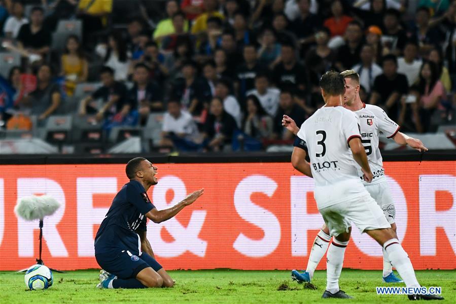 (SP)CHINA-SHENZHEN-FOOTBALL-CHAMPIONS TROPHY-PSG-RENNES(CN)