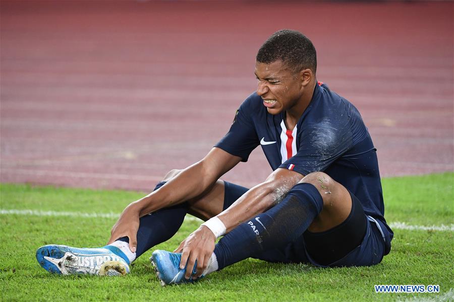 (SP)CHINA-SHENZHEN-FOOTBALL-CHAMPIONS TROPHY-PSG-RENNES(CN)