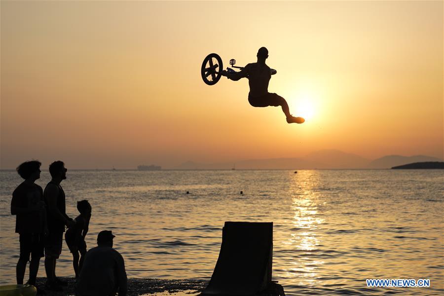GREECE-ATHENS-SUMMER-LIFESTYLE-WATER JUMP BMX DAY 2019
