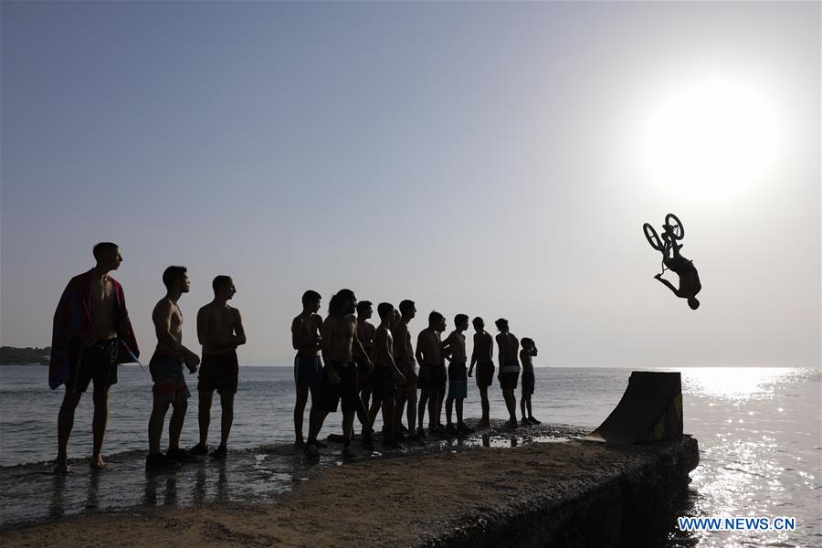 GREECE-ATHENS-SUMMER-LIFESTYLE-WATER JUMP BMX DAY 2019