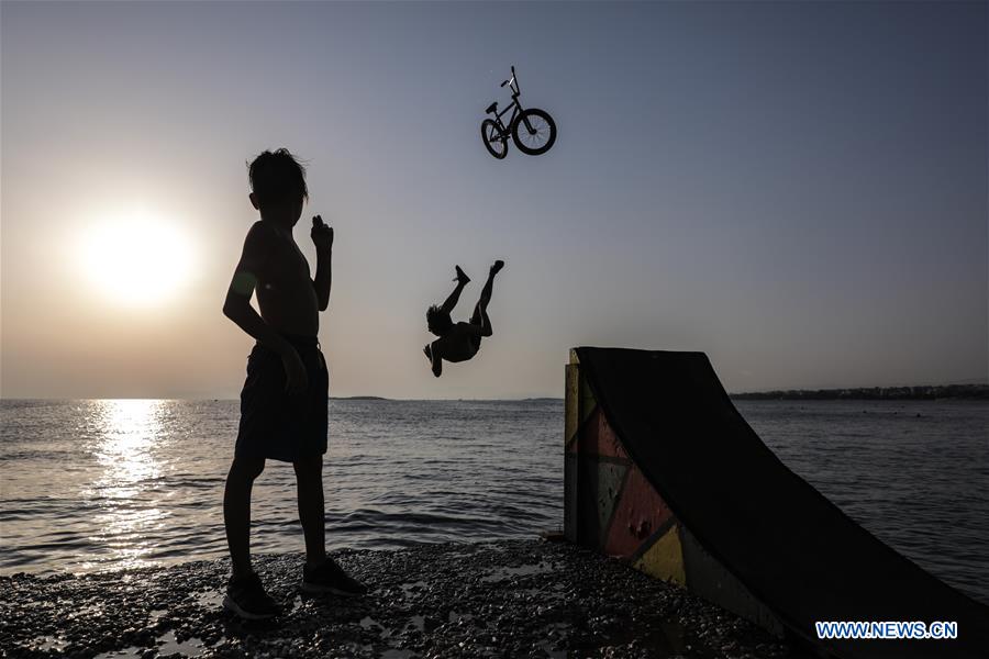 GREECE-ATHENS-SUMMER-LIFESTYLE-WATER JUMP BMX DAY 2019