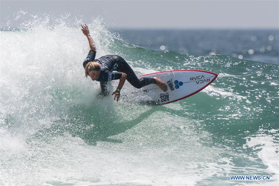 (SP)U.S.-CALIFORNIA-ORANGE COUNTY-SURFING-VANS US OPEN