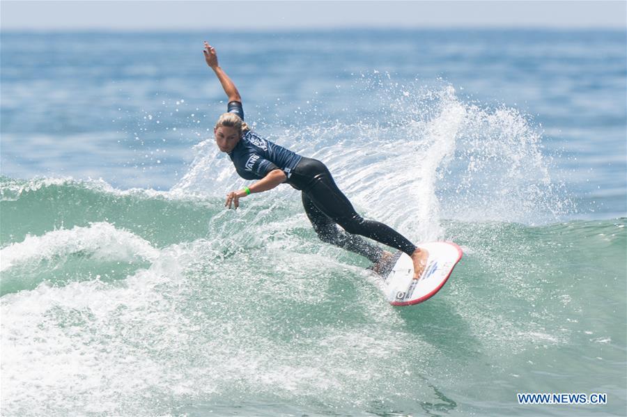 (SP)U.S.-CALIFORNIA-ORANGE COUNTY-SURFING-VANS US OPEN