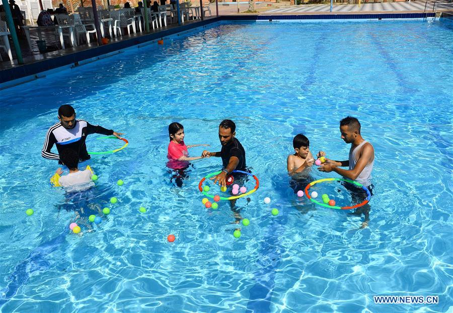 MIDEAST-GAZA-AUTISTIC CHILDREN-SWIMMING