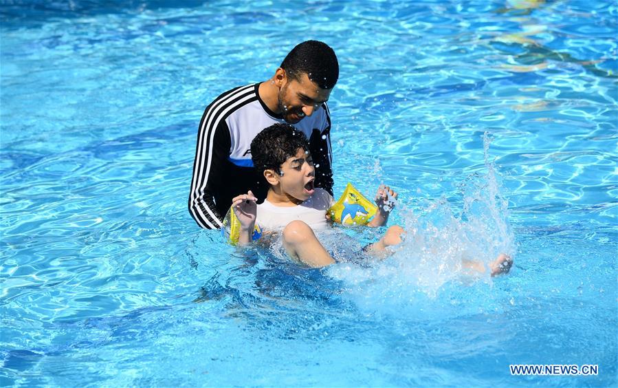 MIDEAST-GAZA-AUTISTIC CHILDREN-SWIMMING
