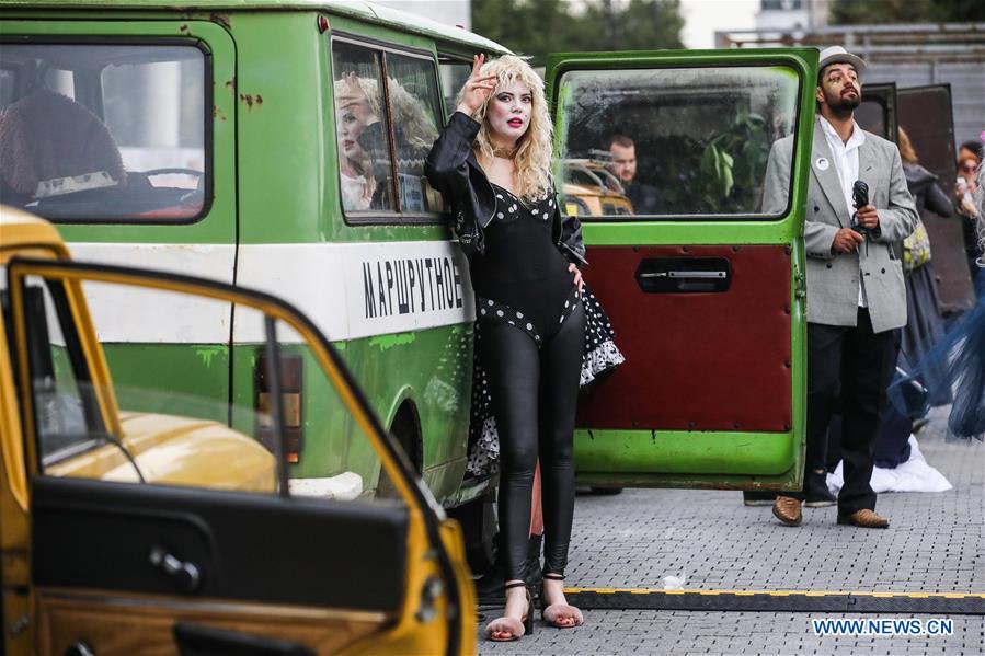 RUSSIA-MOSCOW-STREET PERFORMANCE