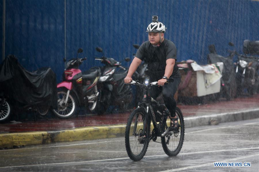 PHILIPPINES-QUEZON-STRONG WIND AND HEAVY RAIN