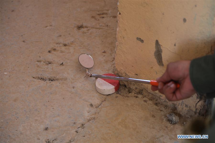 IRAQ-SINJAR-YAZIDI TEAM-DEMINING