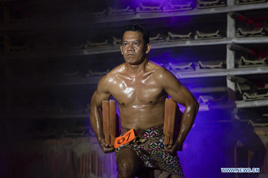 (SP)INDONESIA-JATIWANGI-BODYBUILDING JEBOR WORKERS COMPETITION