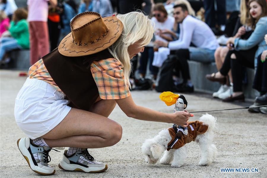 RUSSIA-MOSCOW-DOG-PARTY