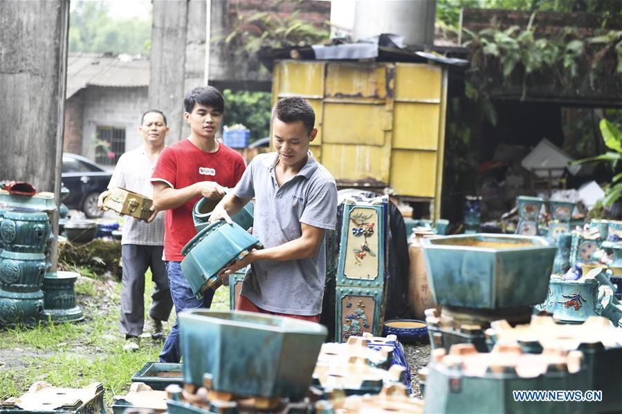 CHINA-GUANGXI-GUIPING-MIGRANT WORKER-BUSINESS STARTUP (CN)