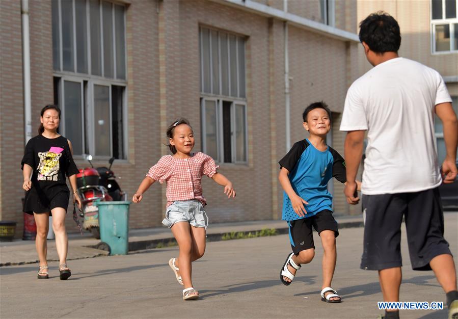 CHINA-JIANGXI-NANCHANG-MIGRANT WORKER-CHILDREN-SUMMER VACATION (CN)