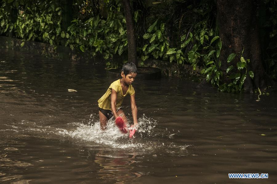 INDIA-KOLKATA-HEAVY RAIN