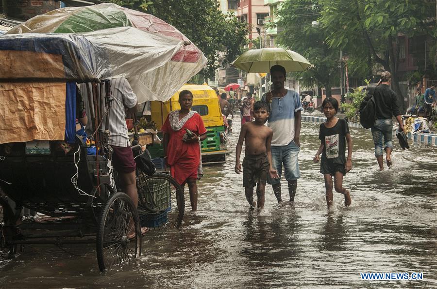 INDIA-KOLKATA-HEAVY RAIN