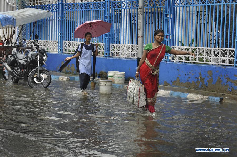 INDIA-KOLKATA-HEAVY RAIN