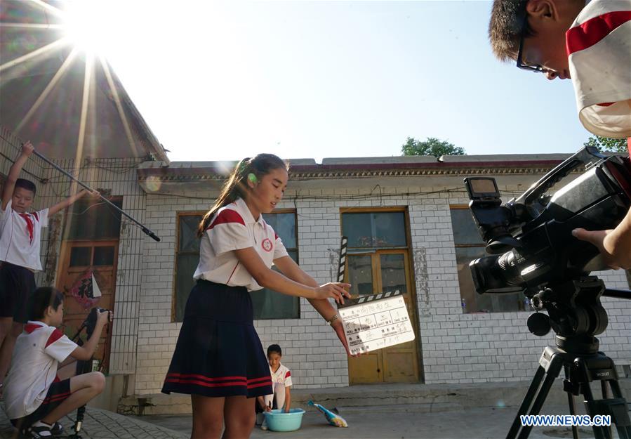 CHINA-HEBEI-NEIQIU-LEFT-BEHIND CHILDREN-MICRO FILM (CN)