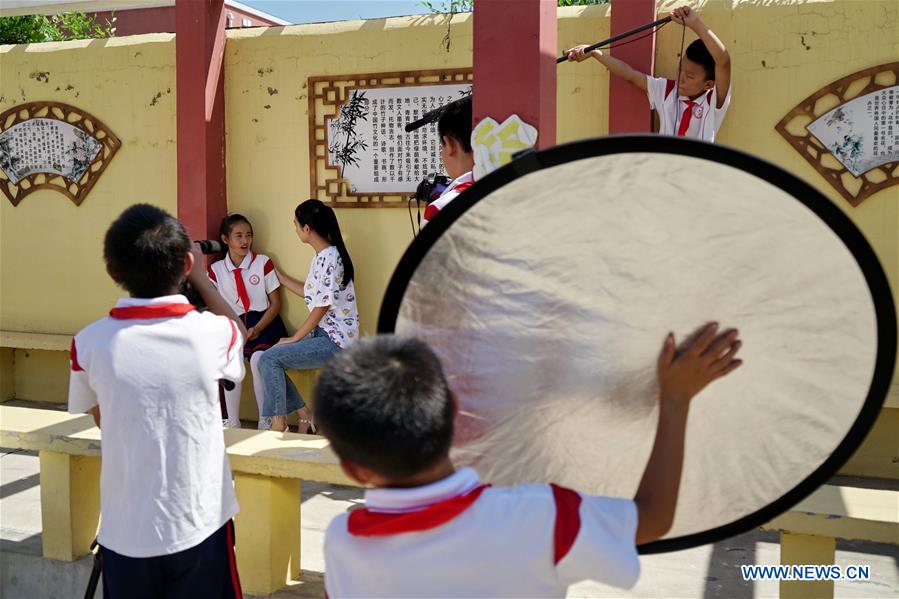 CHINA-HEBEI-NEIQIU-LEFT-BEHIND CHILDREN-MICRO FILM (CN)
