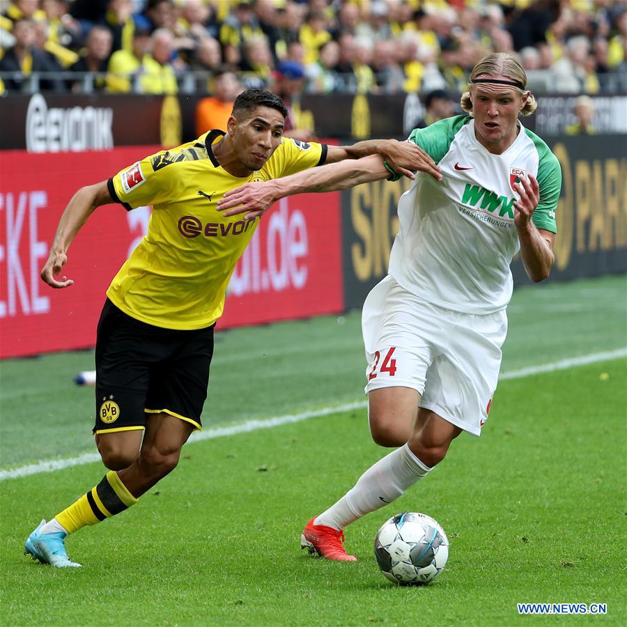 (SP)GERMANY-DORTMUND-SOCCER-BUNDESLIGA-DORTMUND VS AUGSBURG