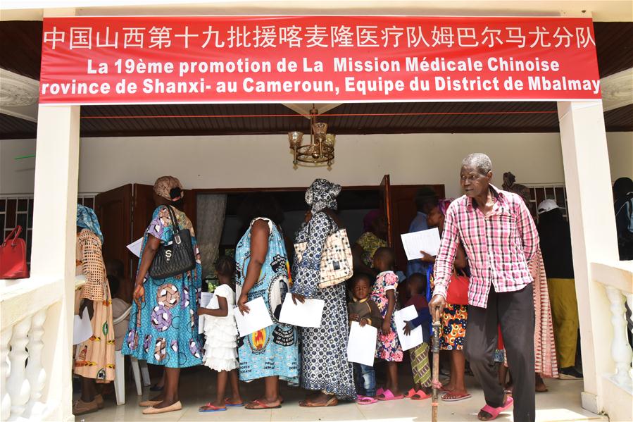 CAMEROON-MBALMAYO-CHINESE MEDICAL TEAM-FREE TREATMENT-MEAL
