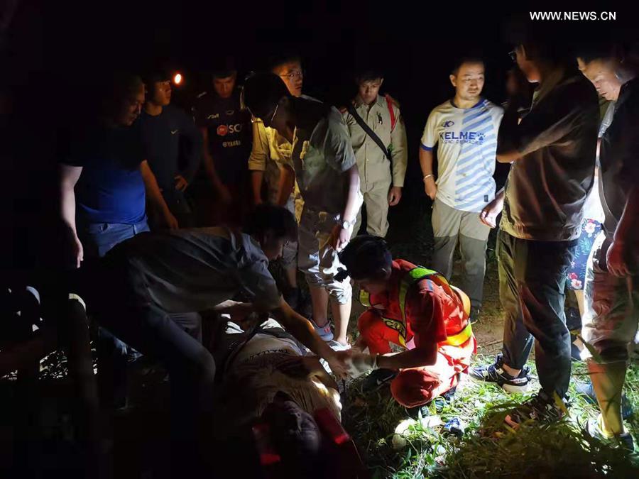 LAOS-LUANG PRABANG-CHINESE TOURISTS-BUS CRASH