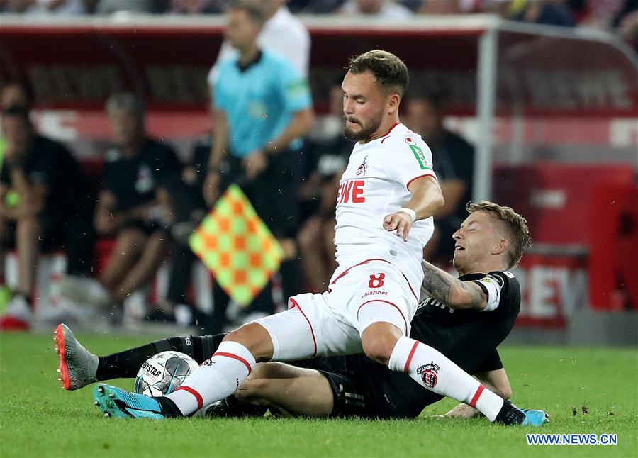 (SP)GERMANY-COLOGNE-SOCCER-BUNDESLIGA-DORTMUND VS COLOGNE