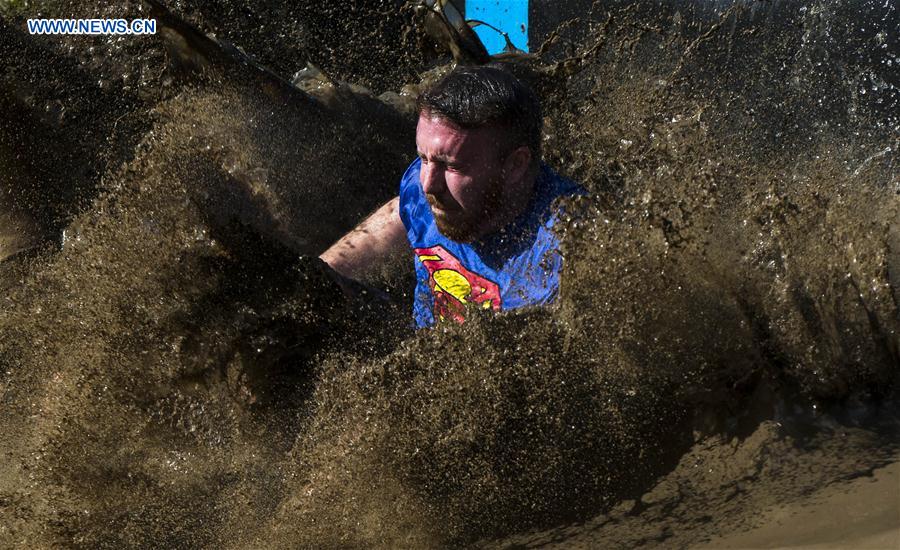 (SP)CANADA-TORONTO-MUD HERO-OBSTACLE RACE