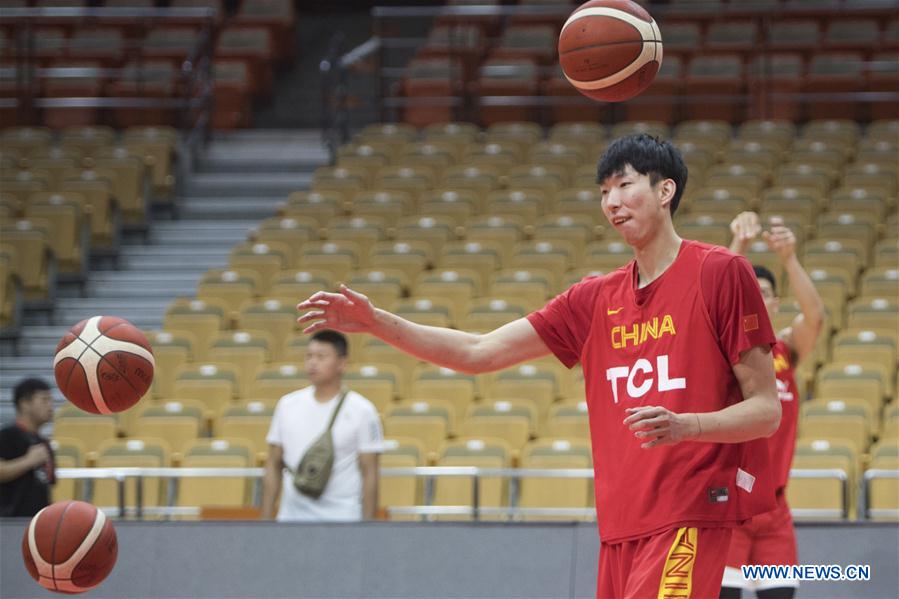 (SP)CHINA-WUHAN-BASKETBALL-TRAINING (CN)