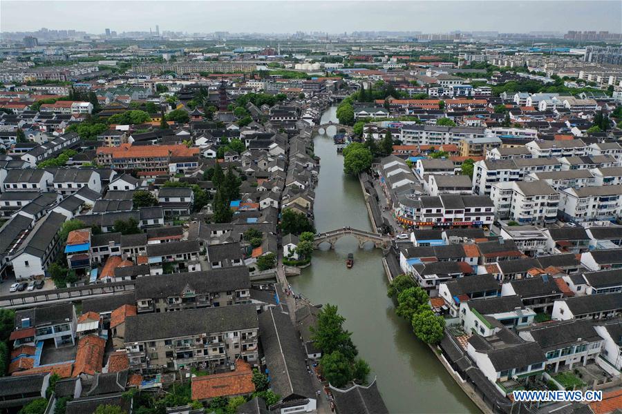 CHINA-JIANGSU-KUNSHAN-QIANDENG ANCIENT TOWN-SCENERY (CN)