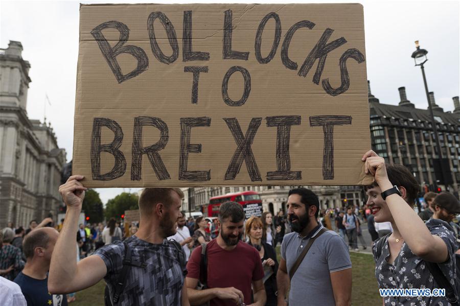 BRITAIN-LONDON-PARLIAMENT SUSPENSION-DEMONSTRATION