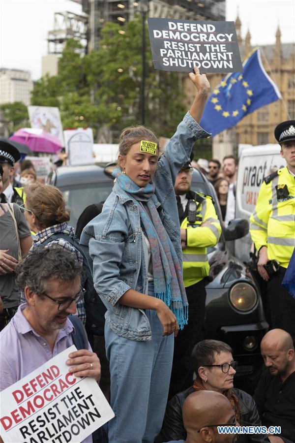 BRITAIN-LONDON-PARLIAMENT SUSPENSION-DEMONSTRATION