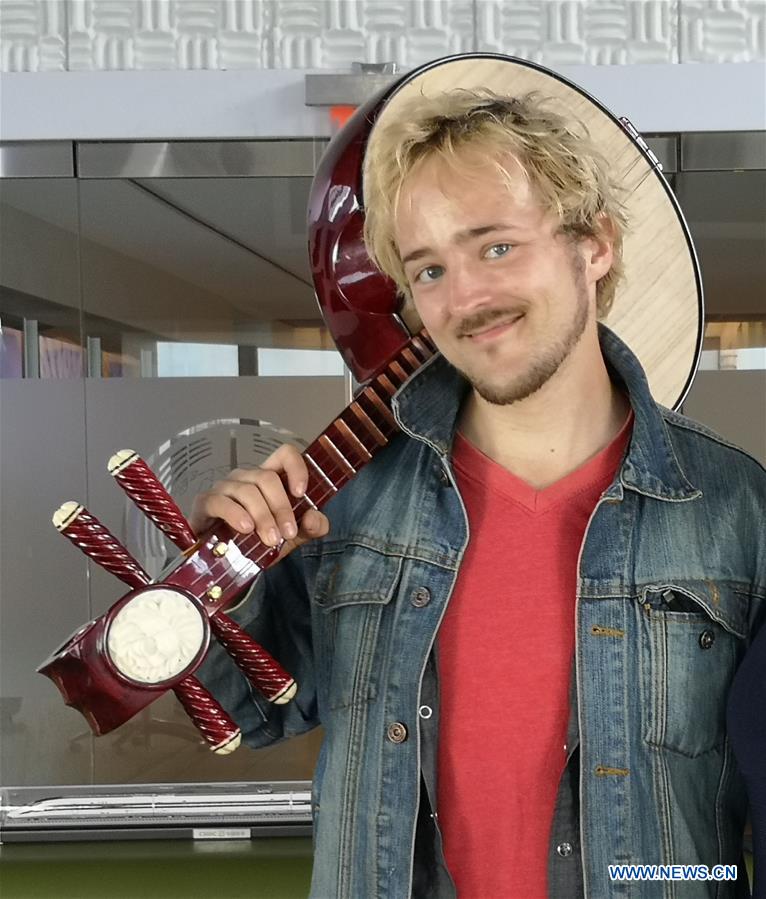 U.S.-NEW YORK-AMERICAN MUSICIAN-CHINESE CLASSIC INSTRUMENTS