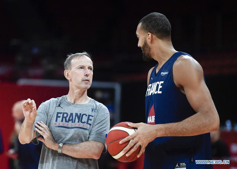 (SP)CHINA-SHENZHEN-BASKETBALL-FIBA WORLD CUP-FRANCE-TRAINING (CN)