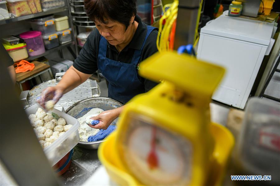 MALAYSIA-KUALA LUMPUR-RICE CAKE-NYONYA KUIH (CN)