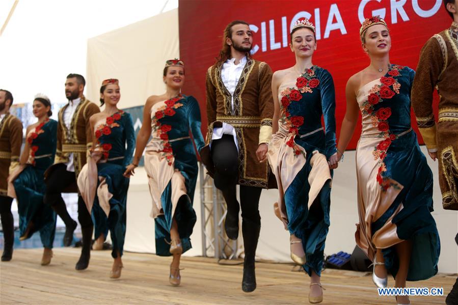 LEBANON-MAASER EL CHOUF-DABKE DANCE 