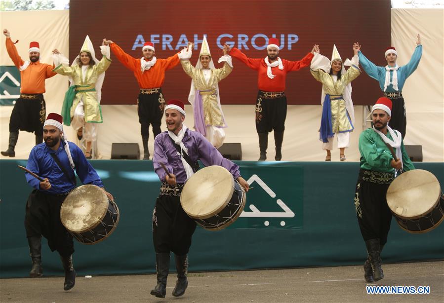 LEBANON-MAASER EL CHOUF-DABKE DANCE 