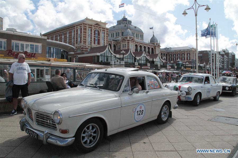 THE NETHERLANDS-THE HAGUE-CLASSIC CARS-RALLY