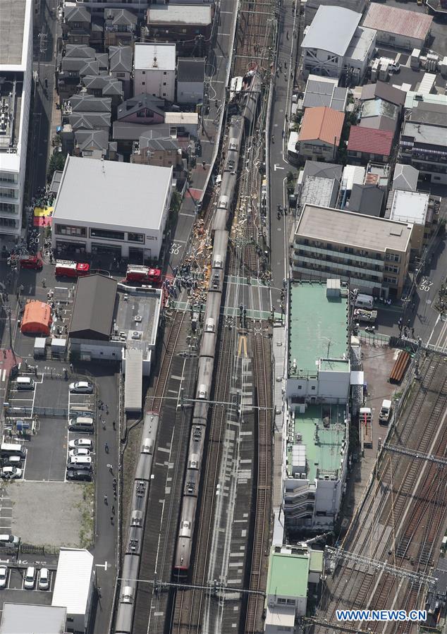 JAPAN-YOKOHAMA-TRAIN-TRUCK-COLLISION
