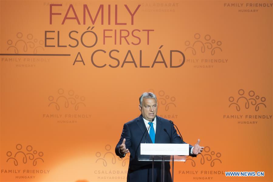 HUNGARY-BUDAPEST-DEMOGRAPHIC SUMMIT 