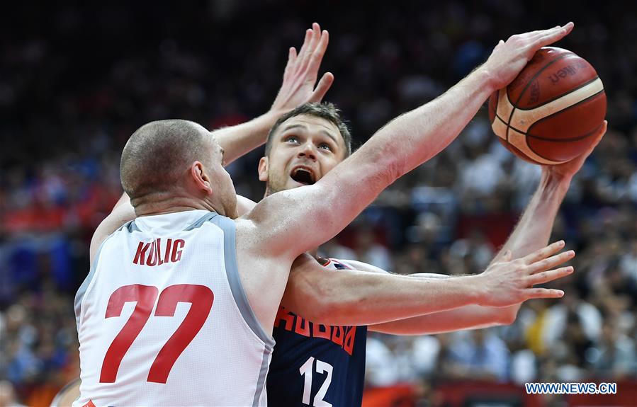 (SP)CHINA-FOSHAN-BASKETBALL-FIBA WORLD CUP-GROUP I-POL VS RUS (CN)
