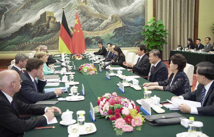 CHINA-BEIJING-LI ZHANSHU-GERMAN CHANCELLOR-MERKEL-MEETING (CN)