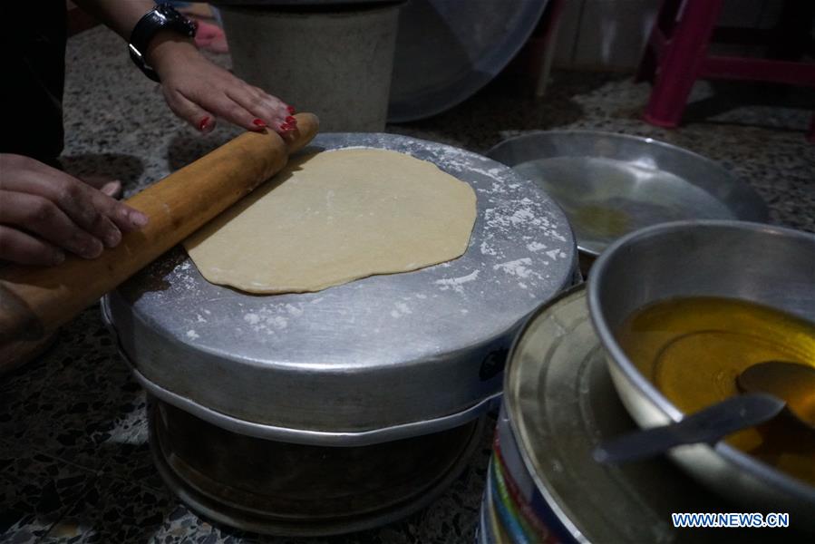 YEMEN-SANAA-YEMENI SWEET DISH-BINT AL-SAHN